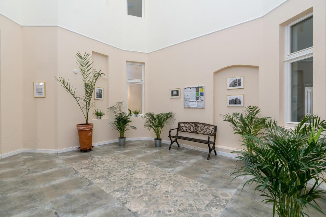 Deluxe Mtp Apartments Matejki By Noclegi Renters Poznań Kültér fotó