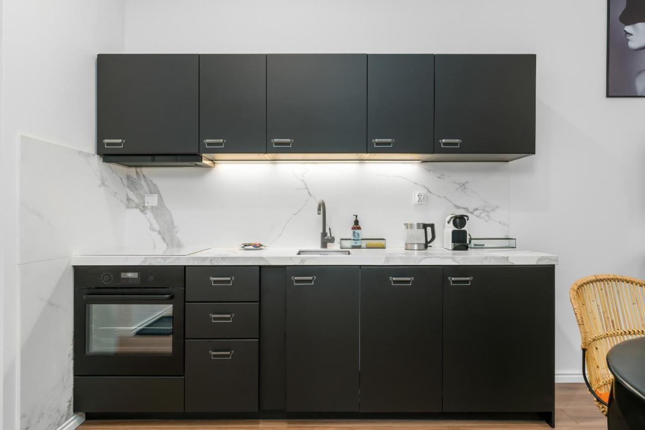 Deluxe Mtp Apartments Matejki By Noclegi Renters Poznań Kültér fotó
