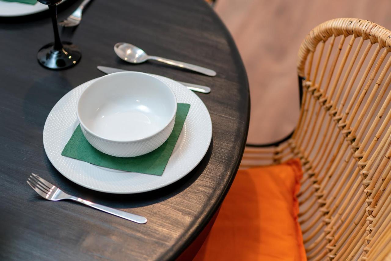 Deluxe Mtp Apartments Matejki By Noclegi Renters Poznań Kültér fotó