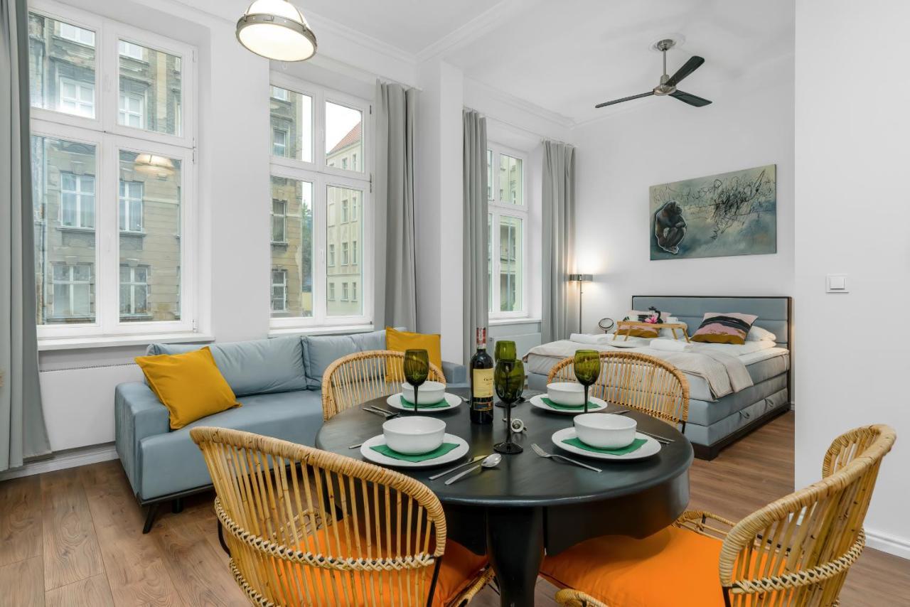 Deluxe Mtp Apartments Matejki By Noclegi Renters Poznań Kültér fotó