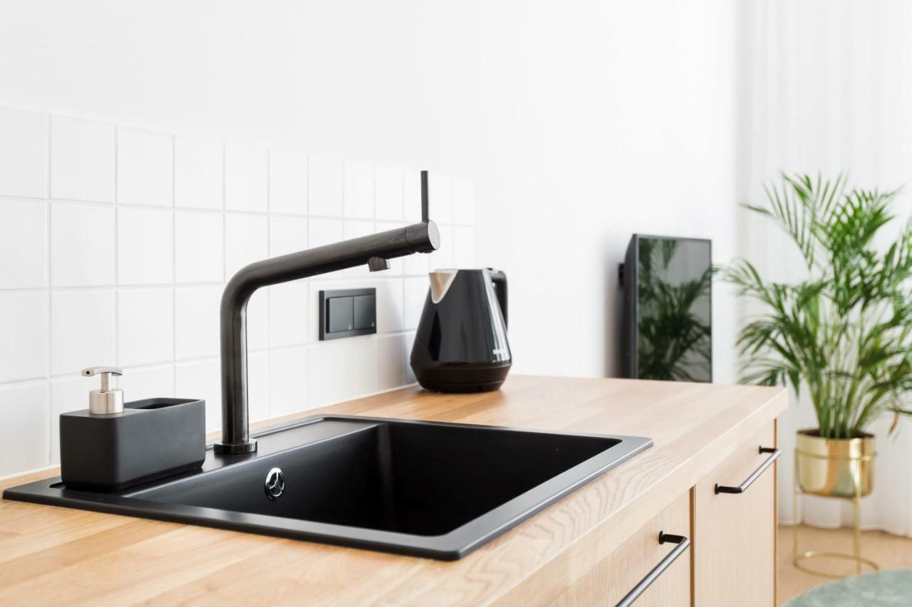 Deluxe Mtp Apartments Matejki By Noclegi Renters Poznań Kültér fotó